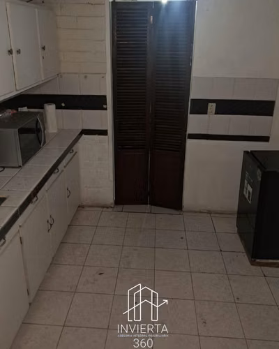 SE ALQUILA CASA PARA OFICINA O VIVIENDA - Imagen 5