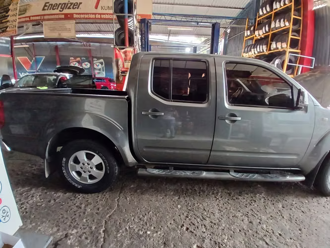 Nissan Navara 