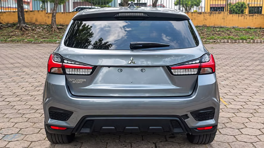 ¡Solo de Estrechar La Mano! ¡Vendo Mitsubishi Outlander Sport 2022! Bolsas Buenas 