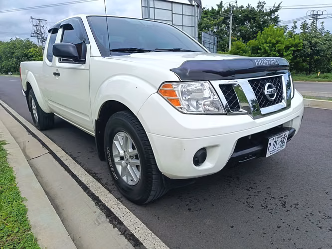 Nissan Frontier SV 2019