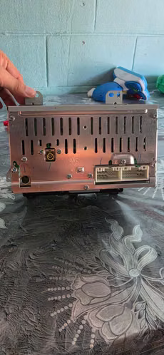 RADIO Y DISQUETERA ORIGINAL KIA FORTE 2018