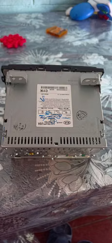 RADIO Y DISQUETERA ORIGINAL KIA FORTE 2018