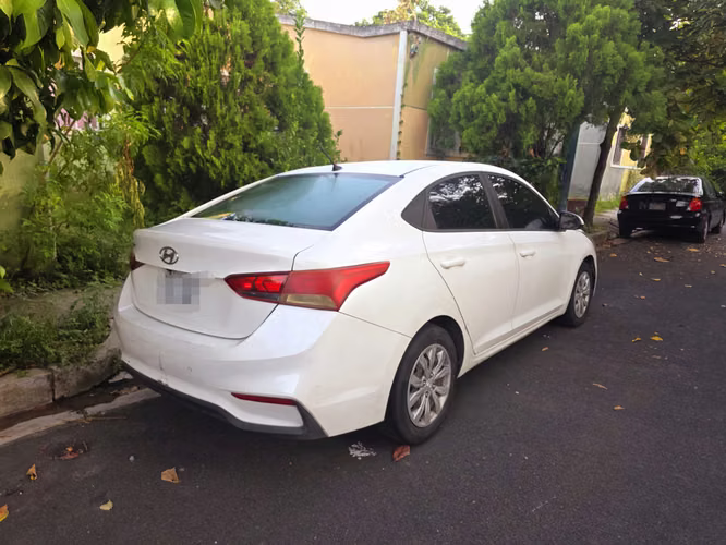 Hyundai accent 2021 - Imagen 2