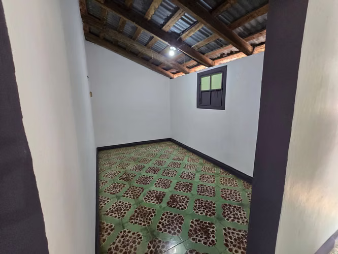 vendo bonita casa en Barrio Los Pozos chirilagua San Miguel - Imagen 6