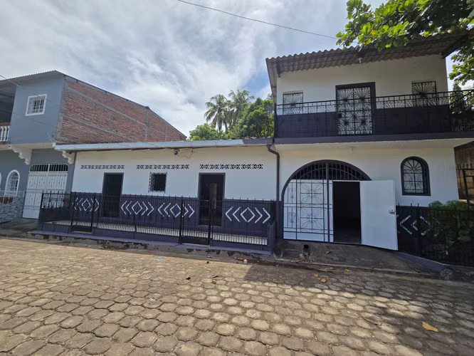 vendo bonita casa en Barrio Los Pozos chirilagua San Miguel - Imagen 2