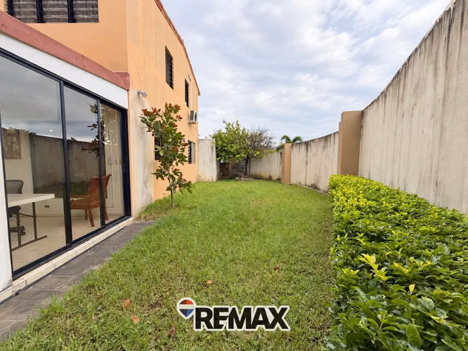 CASA DE ESQUINA EN CONDOMINIO MIRAMAR, SAN JOSÉ VILLANUEVA - Imagen 7
