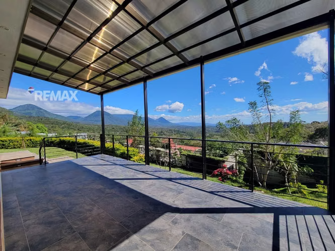 EXCLUSIVA CASA EN RESIDENCIAL PRIVADA EN RUTA DE LAS FLORES, JUAYÚA - Imagen 13