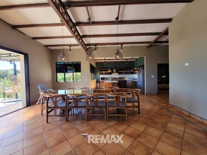 EXCLUSIVA CASA EN RESIDENCIAL PRIVADA EN RUTA DE LAS FLORES, JUAYÚA - Imagen 17