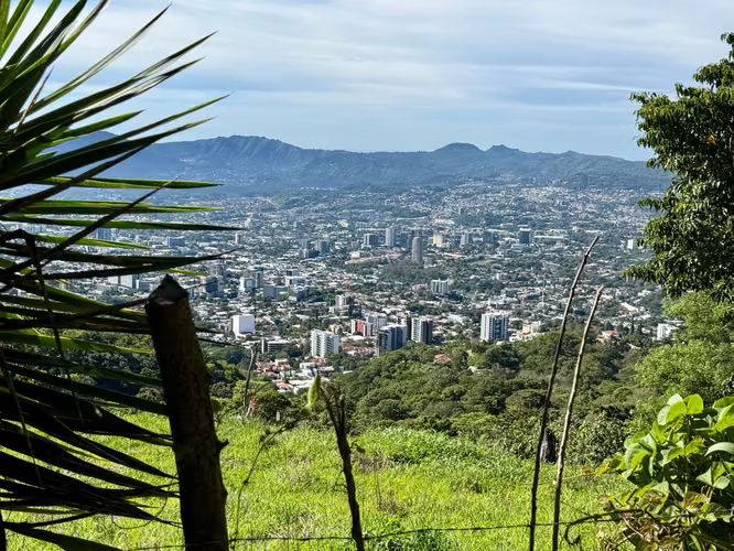 Propiedad en Venta 1.4 MZ Volcán de San Salvador VISTA ESPECTACULAR - Imagen 16