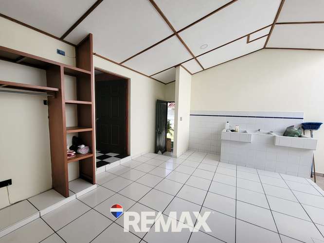 COLONIA ESCALÓN | CASA EN ALQUILER | CUMBRES DE LA ESCALÓN AMPLIO PARQUEO - Imagen 20