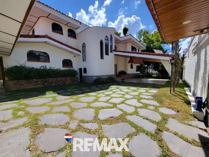 COLONIA ESCALÓN | CASA EN ALQUILER | CUMBRES DE LA ESCALÓN AMPLIO PARQUEO - Imagen 1