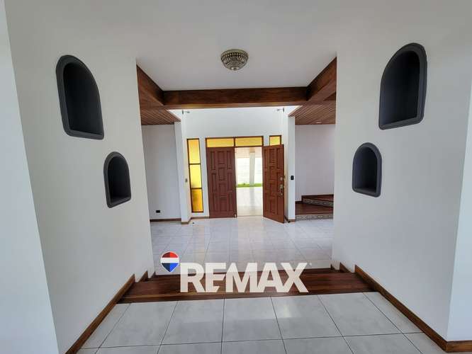 COLONIA ESCALÓN | CASA EN ALQUILER | CUMBRES DE LA ESCALÓN AMPLIO PARQUEO - Imagen 8