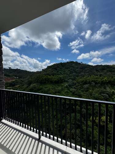APARTAMENTO EN ALQUILER en Torre Artea II