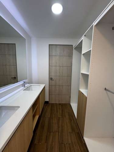 APARTAMENTO EN ALQUILER en Torre Artea II