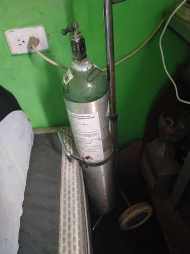 Vendo cilindro de oxígeno excelente estado 