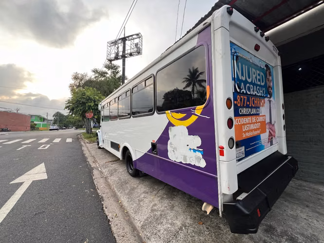 Se vende microbus Freighliner 2018 motor Cummins 