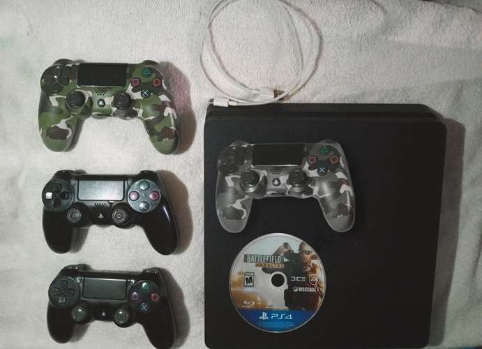 PS4 Slim