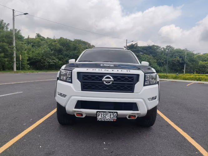  NISSAN FRONTIER DOBLE CABINA  2022 , 4X4,PIÑON DE MONTAÑA,PRO 4X VERSION ESPECIAL,TOPE DE LINEA ,……………si ve el anuncio - Imagen 3