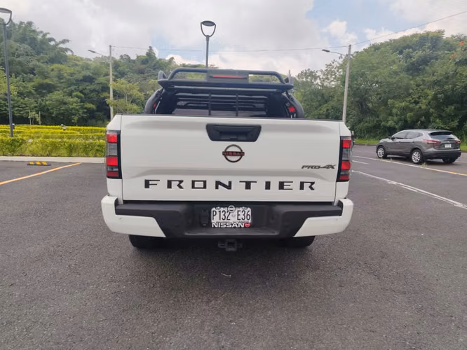  NISSAN FRONTIER DOBLE CABINA  2022 , 4X4,PIÑON DE MONTAÑA,PRO 4X VERSION ESPECIAL,TOPE DE LINEA ,……………si ve el anuncio - Imagen 6