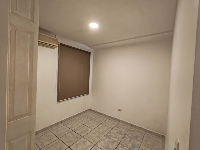 Apartamento con línea blanca en alquiler en San Benito