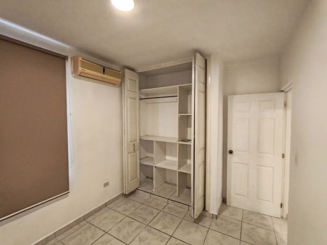 Apartamento con línea blanca en alquiler en San Benito
