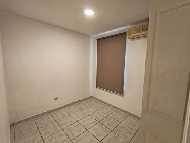Apartamento con línea blanca en alquiler en San Benito