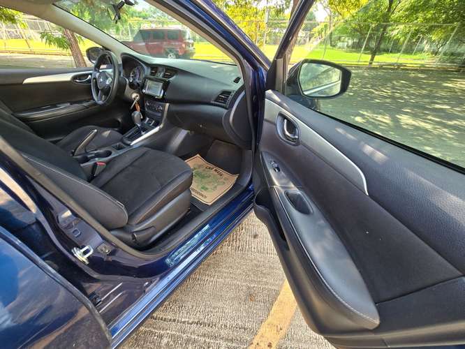 Nissan sentra 2019