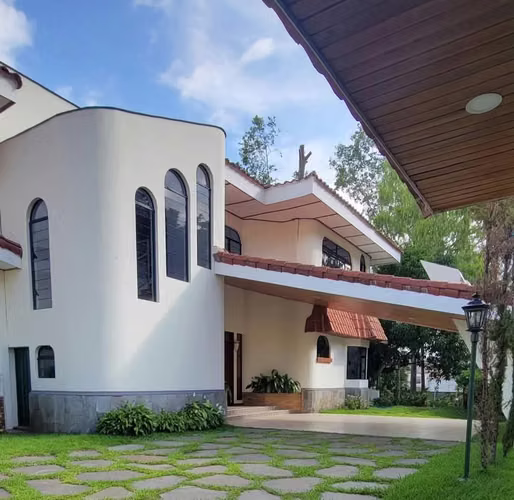 Se alquila casa para oficina o vivir cumbres de la escalon