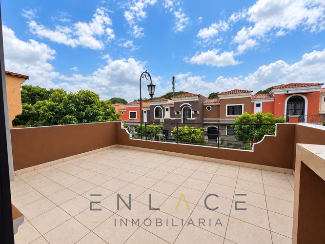 Casa en alquiler en Residencial Veranda | Santa Tecla