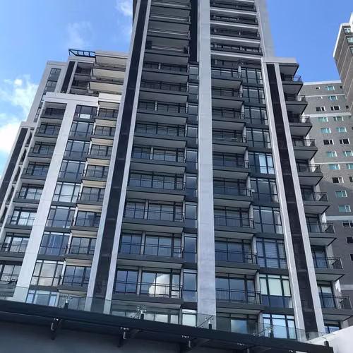 ALQUILER APARTAMENTO AMUEBLADO NIVEL MEDIO, COLONIA SAN BENITO  - Imagen 15