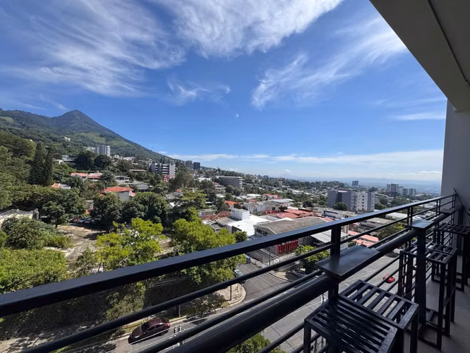  SE ALQUILA APARTAMENTO 105 CONDOMINIO ESCALON, FULL-AMUEBLADO, tiene 120 mts2  - Sala  - Comedor  - Cocina completa - Imagen 9