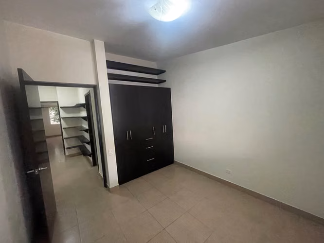 Renta de bonita casa de una planta, en Condado Sta. Rosa 2 - Imagen 10