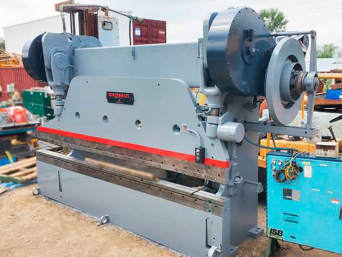  PRENSA DOBLADORA CINCINNATI 14' x 225 Ton