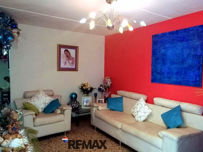 VENTA CASA $230k RESIDENCIAL PINARES DE ZUISA SANTA TECLA LA LIBERTAD EL SALVADOR - Imagen 9