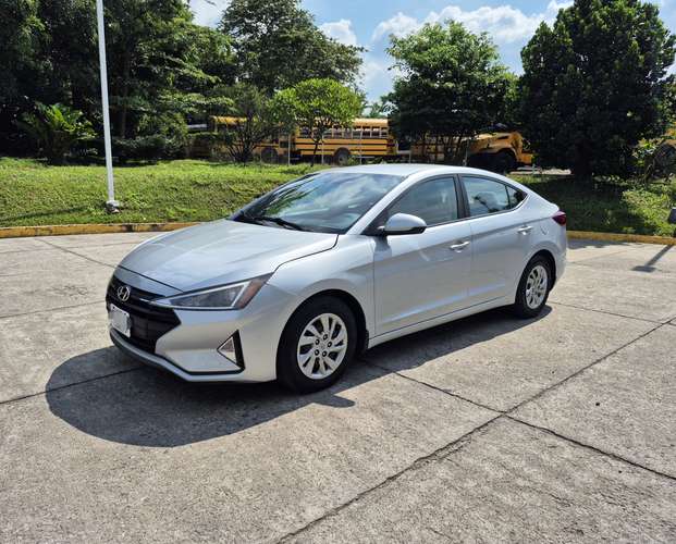 SELL OR CHANGE MORE RIB IN MY FAVOR HYUNDAI THE FULL EXTRA TRANSMISSION STANDARD ENGINE 2.0 DOCH YEAR 2019