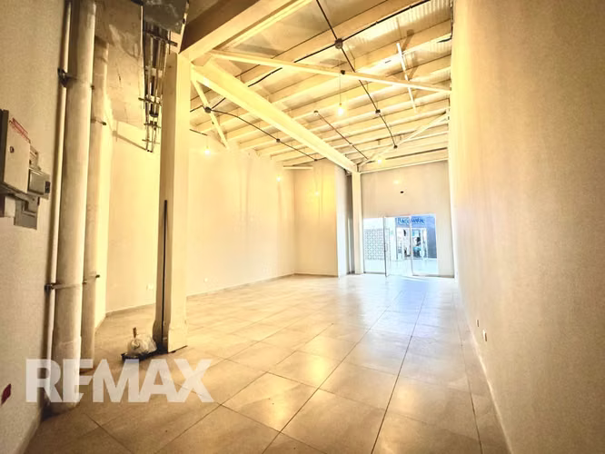 Se vende Local en Plaza San Francisco de 56.65m2, en San Salvador - Imagen 6