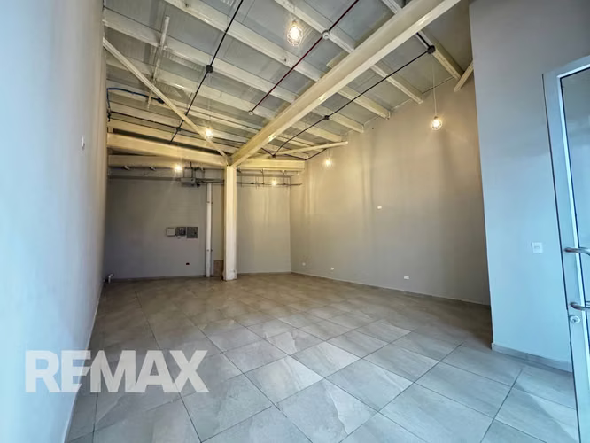 Se vende Local en Plaza San Francisco de 56.65m2, en San Salvador - Imagen 7