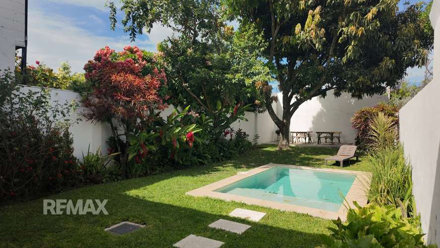 VILLA ESCALONIA – RESIDENCIAL MONTE CARLO — CASA AMUEBLADA CON PISCINA EN COLONIA ESCALÓN - Imagen 6