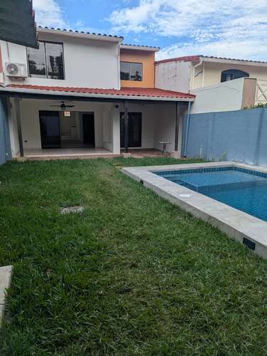 Alquiler  de casa  en  Residencial Miramar 
