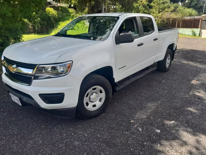 21 thousand miles CHEVROLET COLORADO 2019