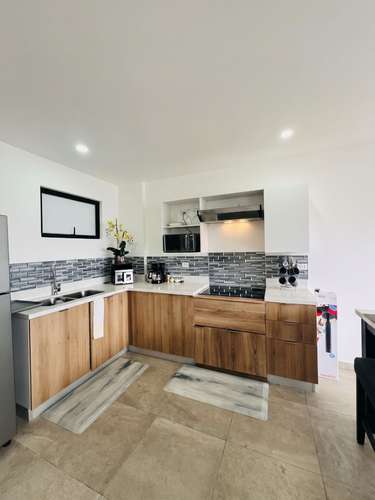 Furnished apartment for rent a few mts. walking from CC Galerias and Walmart Escalón - 124; 3 Hab. 