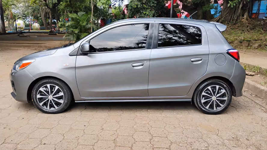 Mitsubishi Mirage Año 2021