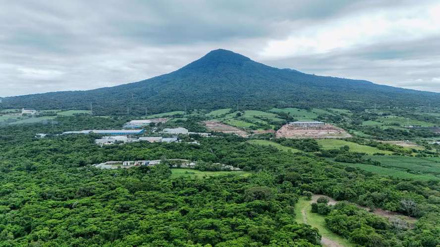 TERRENO EN VENTA IDEAL PARA COMPLEJO DE BODEGAS NEJAPA - Imagen 6