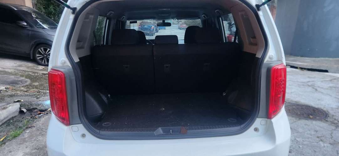 Toyota scion xd 2009 standar 4 cilindros rines ac xtras acepto auto a cuenta  - Imagen 3