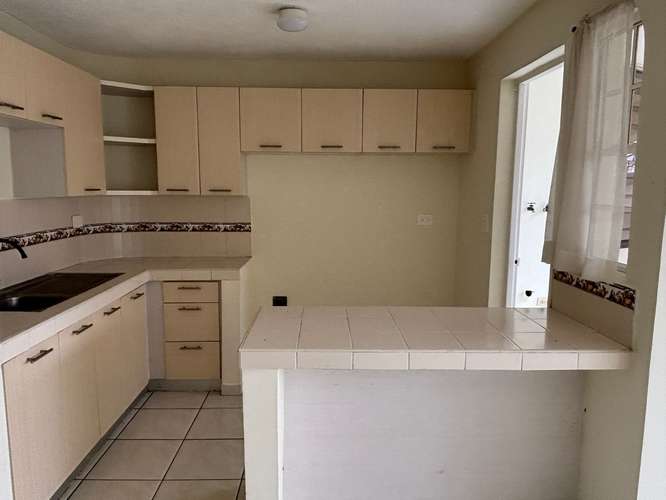 ALQUILER CASA EN RESIDENCIAL PRIVADA,  PARTE MEDIA COLONIA ESCALON - Imagen 5