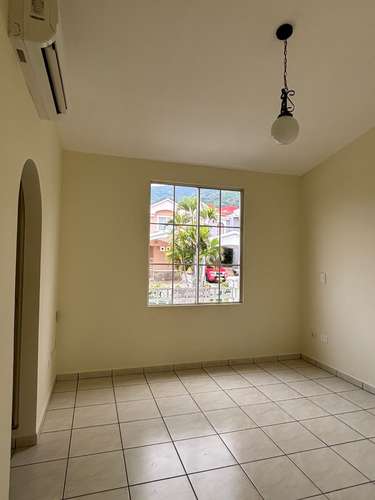 ALQUILER CASA EN RESIDENCIAL PRIVADA,  PARTE MEDIA COLONIA ESCALON - Imagen 10