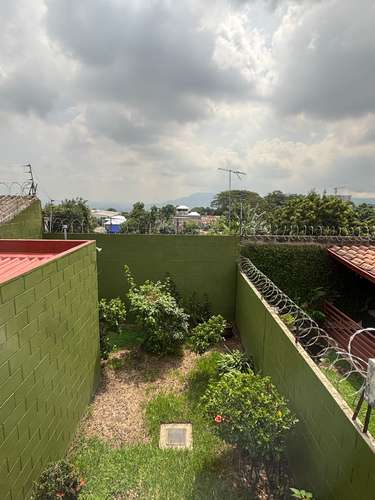ALQUILER CASA EN RESIDENCIAL PRIVADA,  PARTE MEDIA COLONIA ESCALON - Imagen 17