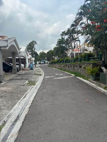 ALQUILER CASA EN RESIDENCIAL PRIVADA,  PARTE MEDIA COLONIA ESCALON - Imagen 18