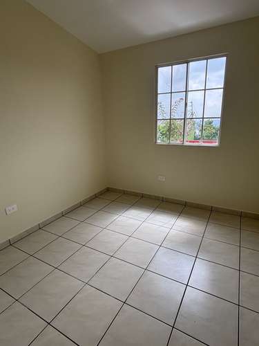 ALQUILER CASA EN RESIDENCIAL PRIVADA,  PARTE MEDIA COLONIA ESCALON - Imagen 12