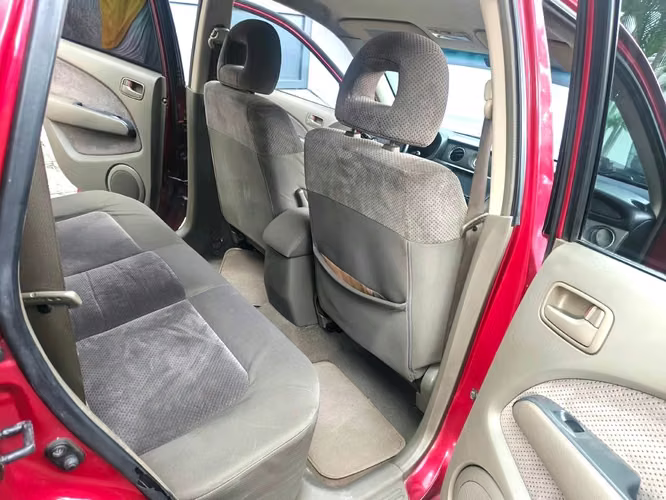 MITSUBISHI OUTLANDER 2003  4X4 Automática  Traspaso Directo 4 cilindros Caja ATF A/C Rines